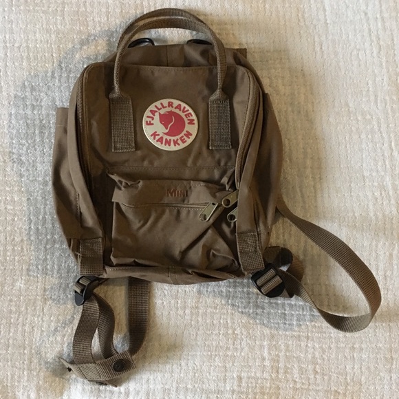 fjallraven kanken mini putty